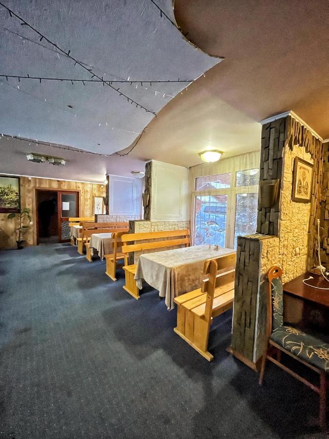 Aspen Hotel Szlavszke Kültér fotó