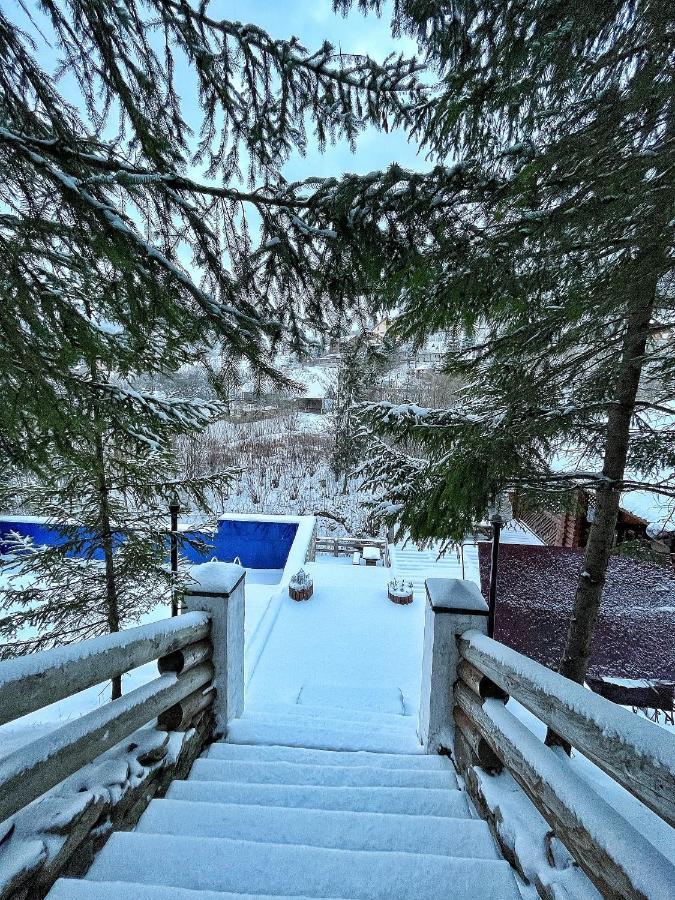 Aspen Hotel Szlavszke Kültér fotó