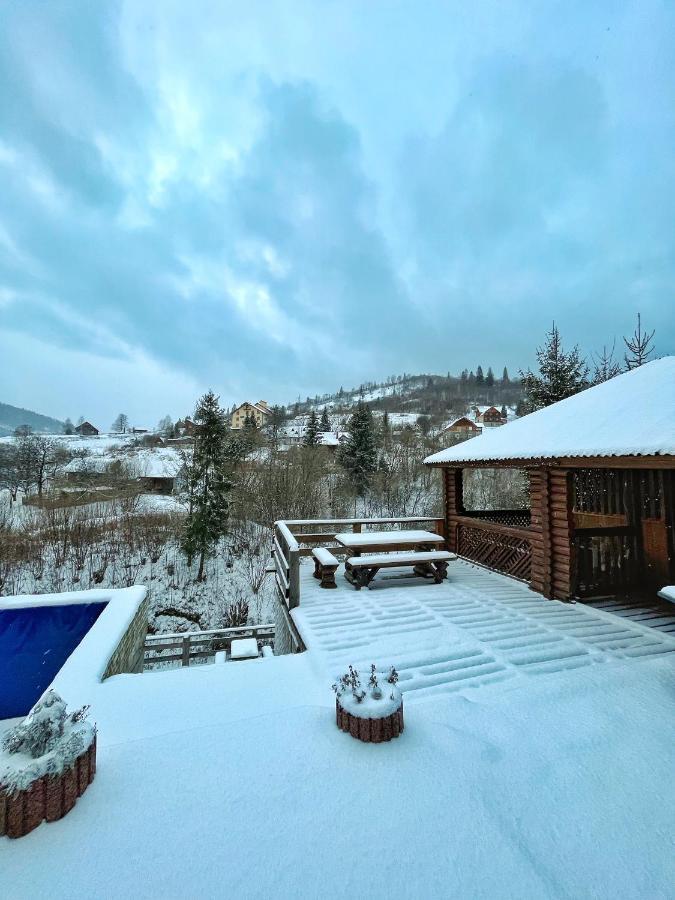 Aspen Hotel Szlavszke Kültér fotó