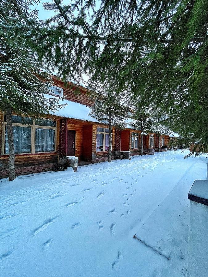 Aspen Hotel Szlavszke Kültér fotó