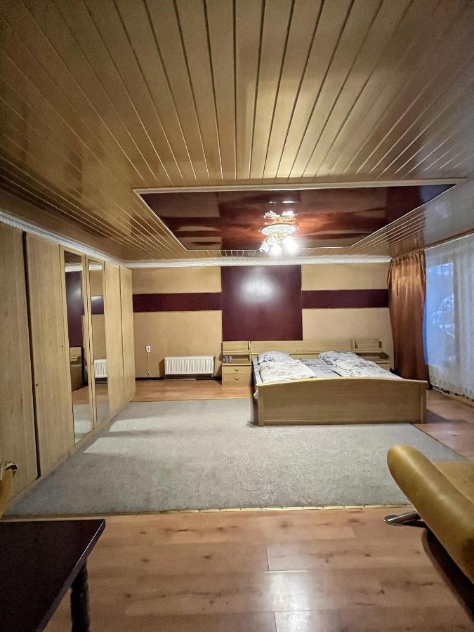 Aspen Hotel Szlavszke Kültér fotó