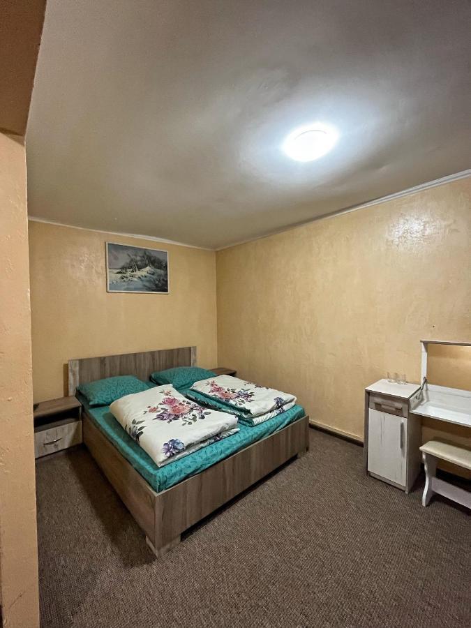 Aspen Hotel Szlavszke Kültér fotó