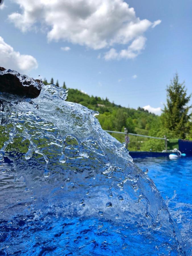 Aspen Hotel Szlavszke Kültér fotó